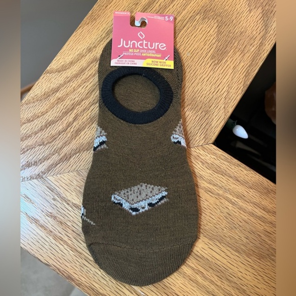 S’mores no slip shoe liner socks NWT